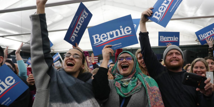 Bernie Sanders Ignites Maine Crowd as ‘Fighting Oligarchy Tour’ Backs Jackson and Platner